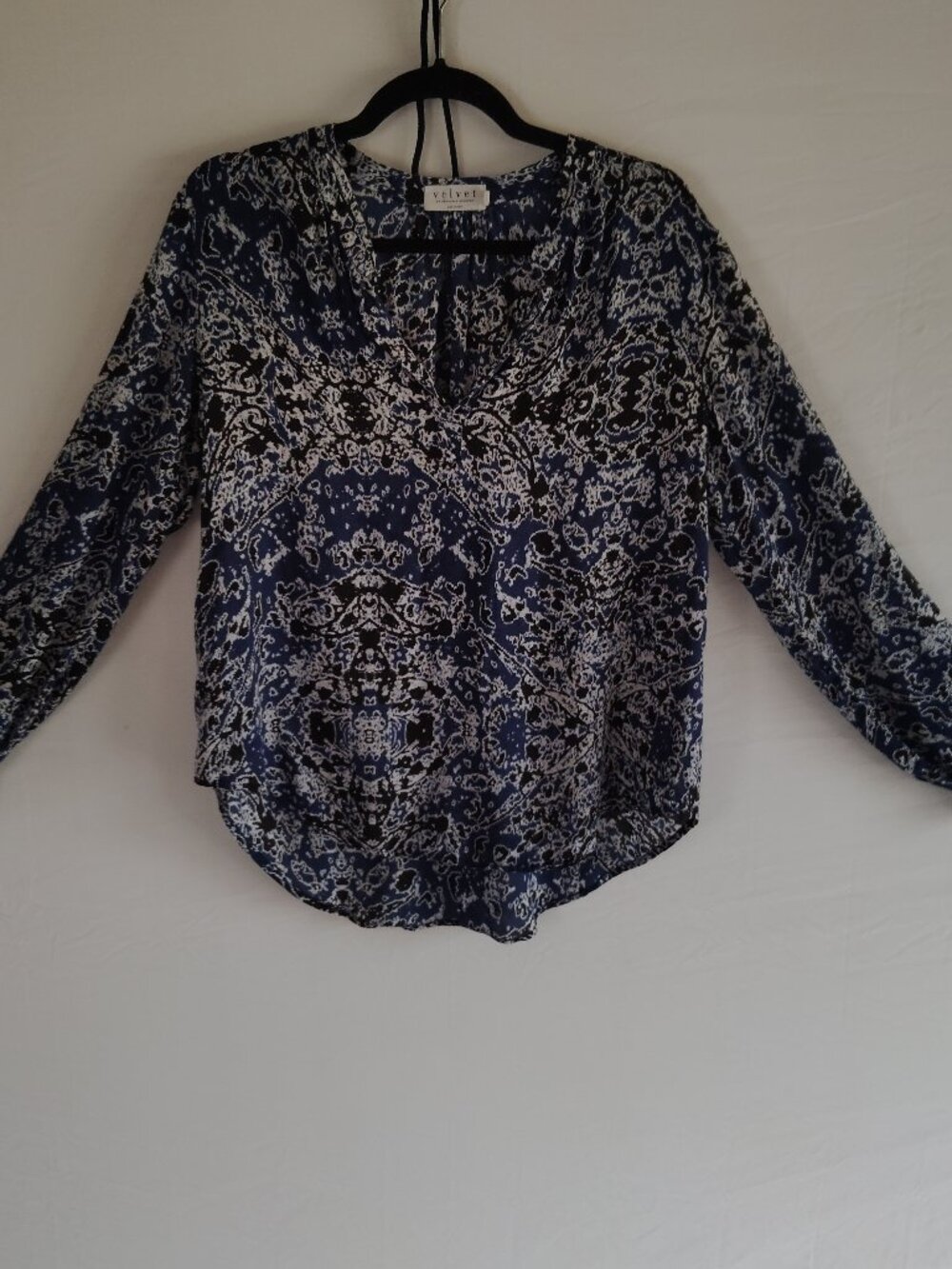 Women's Blouse Size M